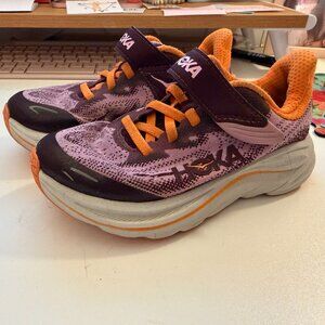 Kids Hoka Clinton size 12 in Purple